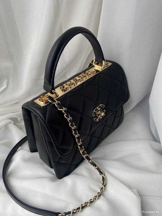 First Bag Ru trendy CHANEL -25CM CC 0713